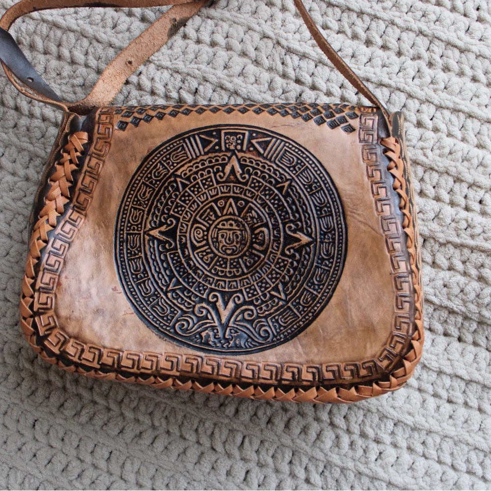 Handcrafted Leather Shoulder Bag - Picture 3 of 4